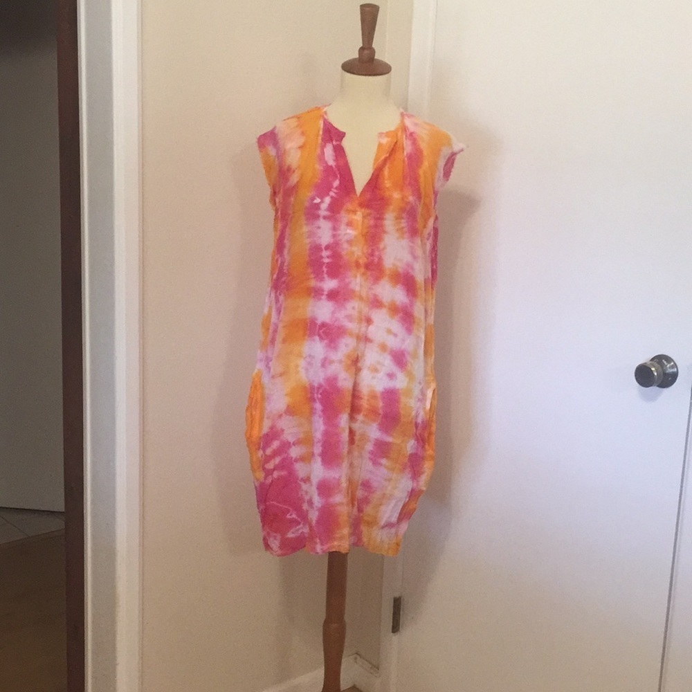 XS NWOT LOVE TANJANE‎ Swimsuit Coverup H06 3816